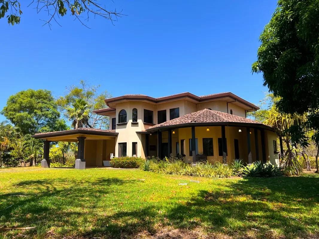 Discover this stunning luxury estate for sale in Carrillo, ideally located near the exclusive Papagayo Peninsula and some of the most prestigious beaches and resorts on Costa Rica’s ...