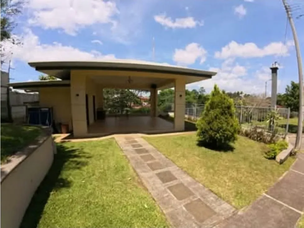 La propiedad cuenta con 3 habitaciones, 2.5 baños, 2 parqueos, lote ..., photo 2