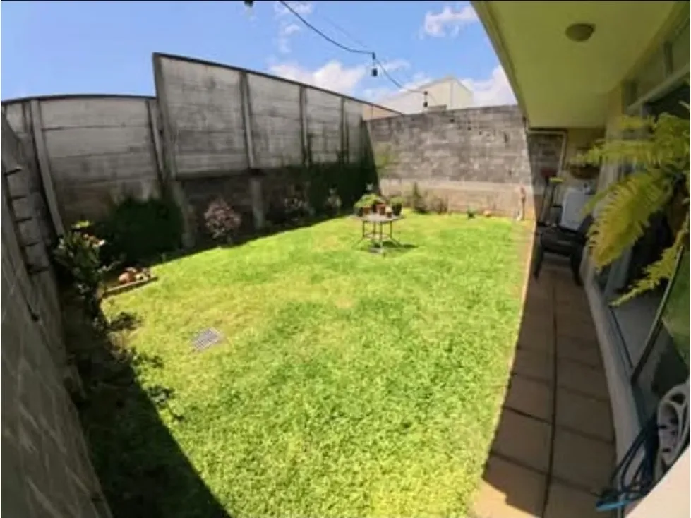 La propiedad cuenta con 3 habitaciones, 2.5 baños, 2 parqueos, lote ..., photo 10