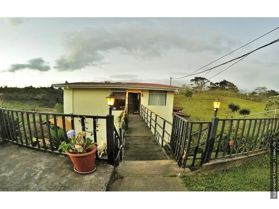 Location: El Carmen de Guadalupe, 1.5 km east of the Catholic Church, photo 16