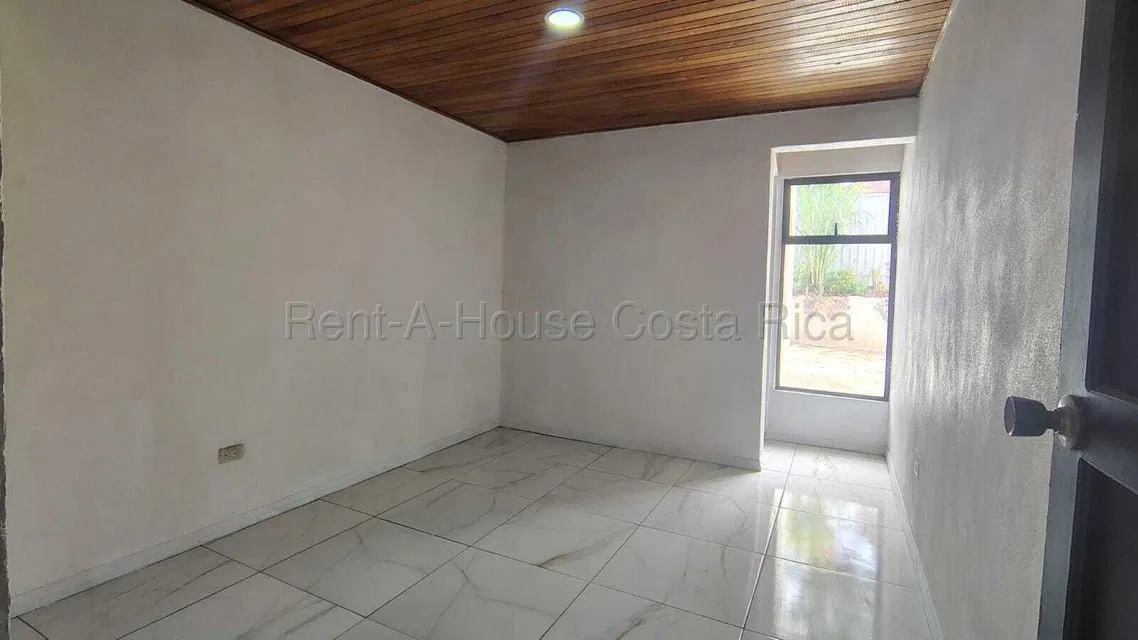 CASA EN VENTA EN SANTA LUCIA DE BARVA HEREDIA - Venta en Barva, photo 11