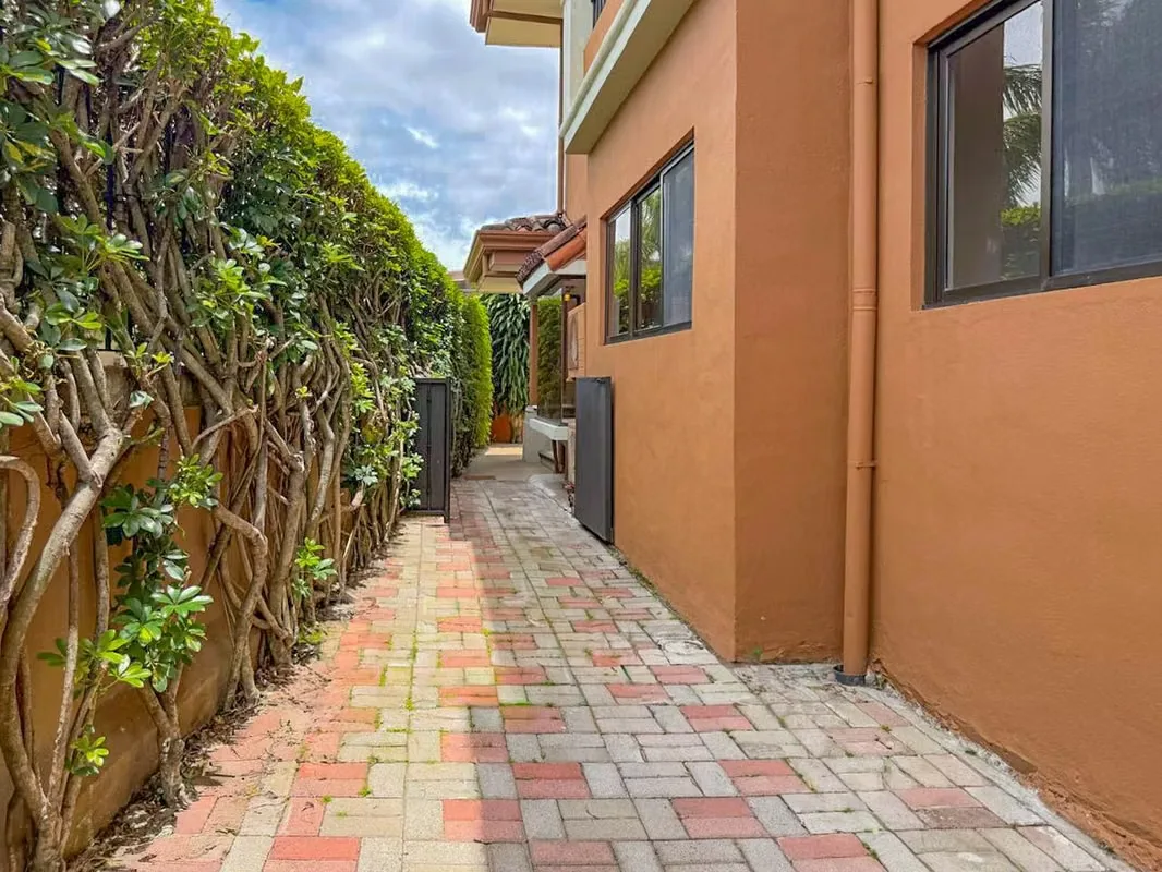 HOUSE FOR SALE IN VILLAS DE VALENCIA, photo 6