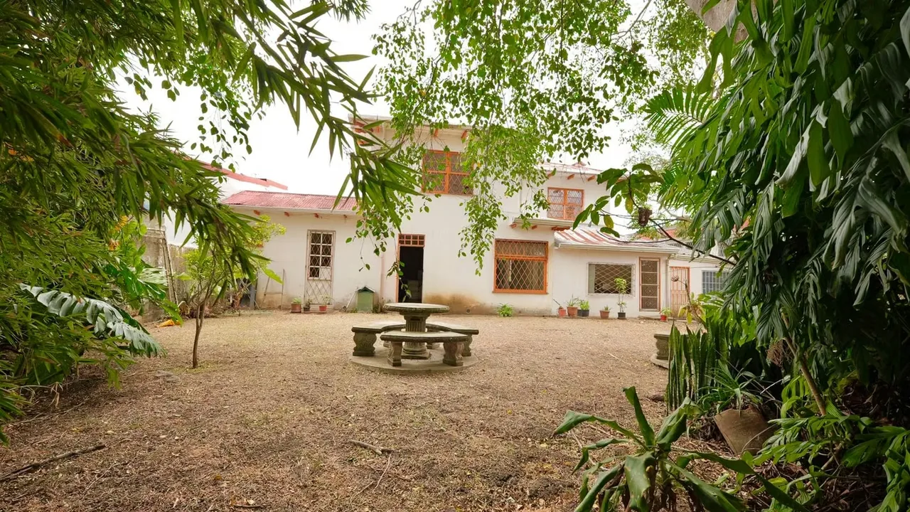 Property with mixed soil use in Los Yoses, photo 6