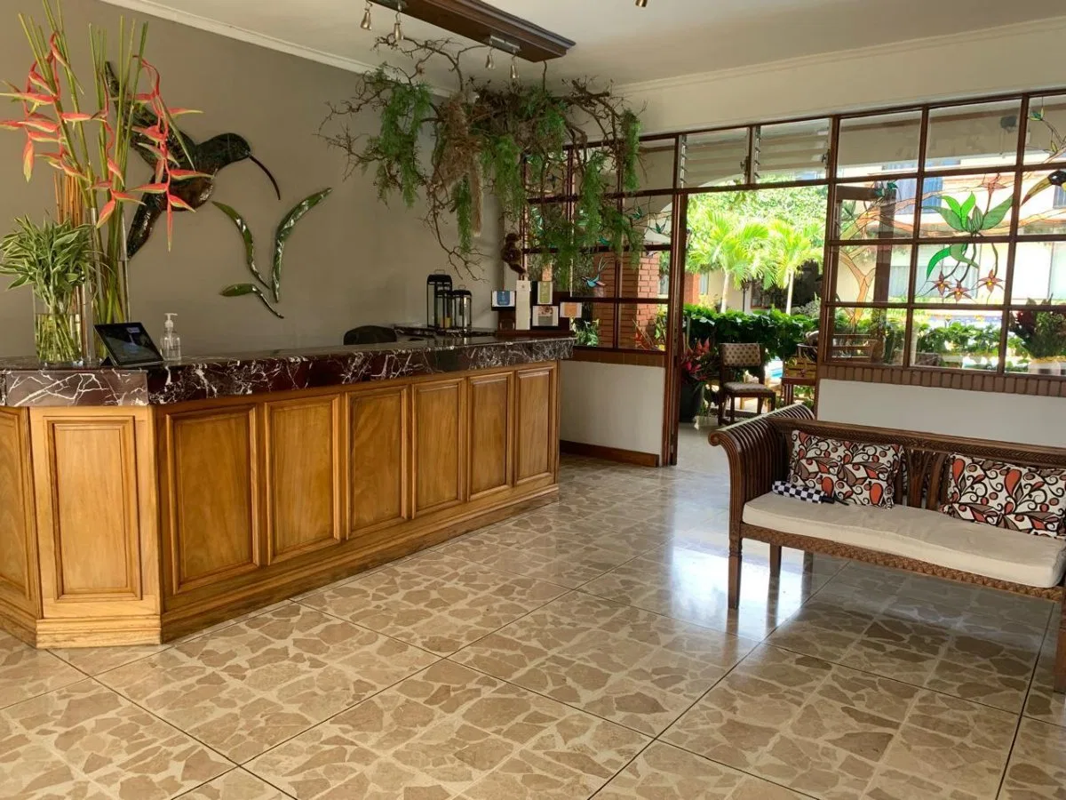 Apartamento amueblado en alquiler en La Sabana con amenidades tipo hotel #26-2178 GS - Alquiler / Renta en San José