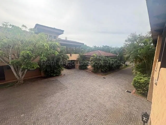 Venta de Apartamento en Mora-Colón. RAH 27-323 - Venta en Mora