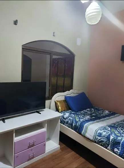 Si busca una casa espaciosa para disfrutar en familia, ubicada en un vecindario tranquilo y con fácil acceso ..., photo 7
