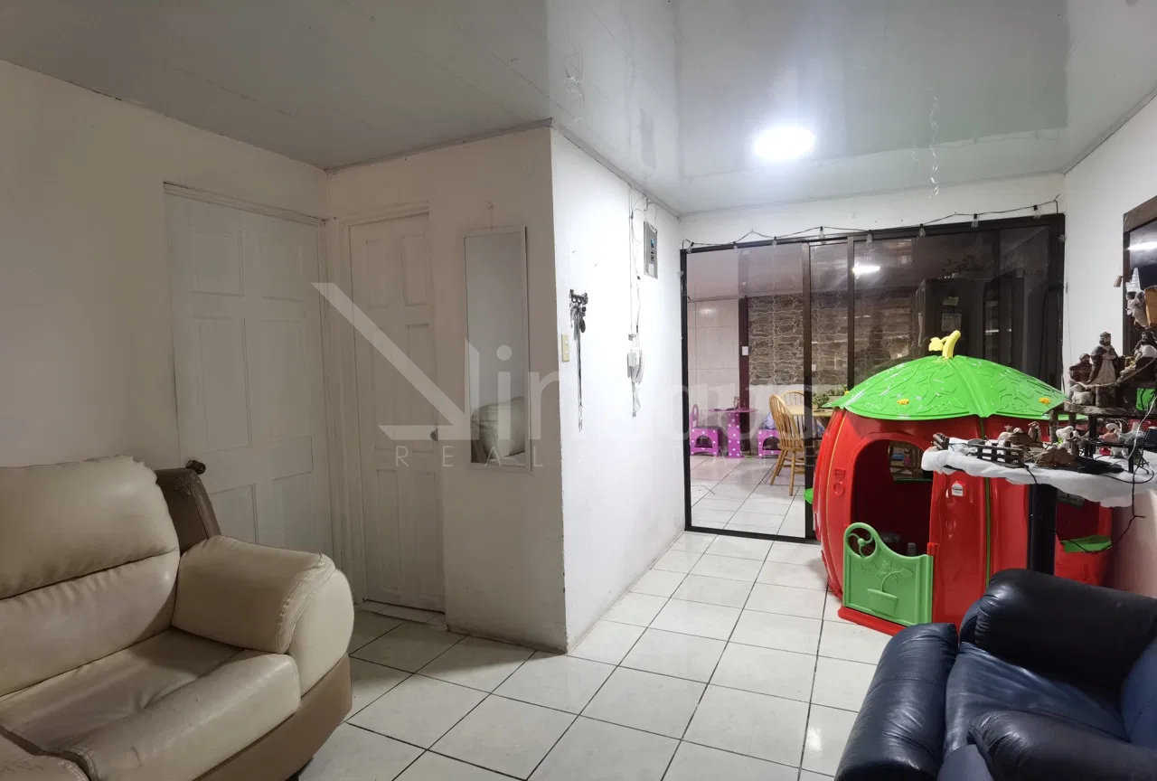 Venta de propiedad con 3 apartamentos - Sabanilla, photo 19