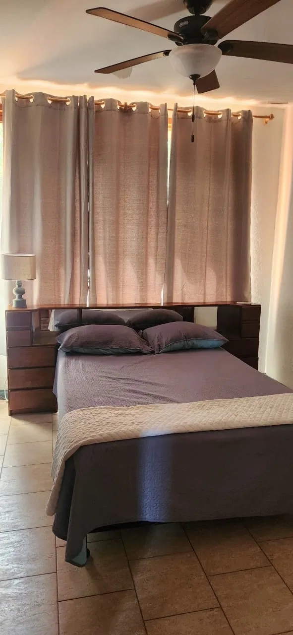Alquiler de apartamento en Jacó frente al mar