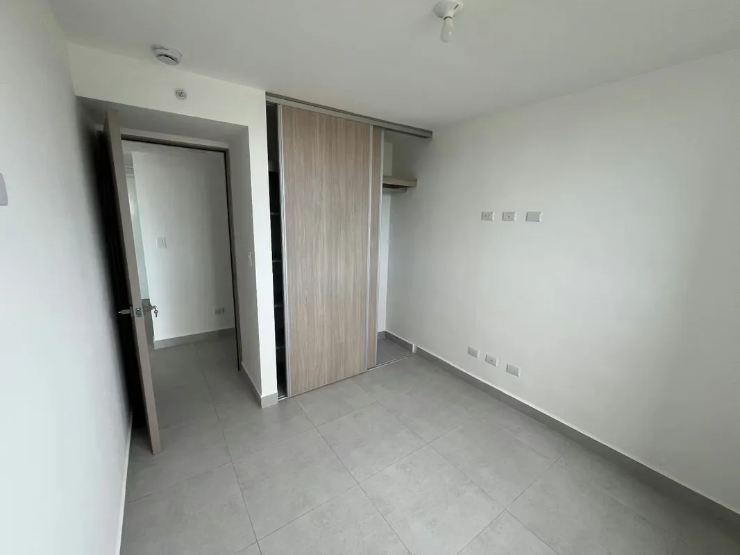Apartamento de 2 habitaciones y 2 baños en 3er piso de torre de apartamentos Uruka Point, listo para ser estrenado a finales de Octubre. Incluye campo fijo de parqueo ..., photo 5