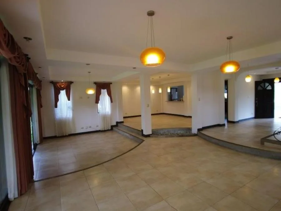 Casa de lujo en condominio exclusivo ubicado en Mata Platano RAH 231212 - Venta en Goicoechea, photo 9