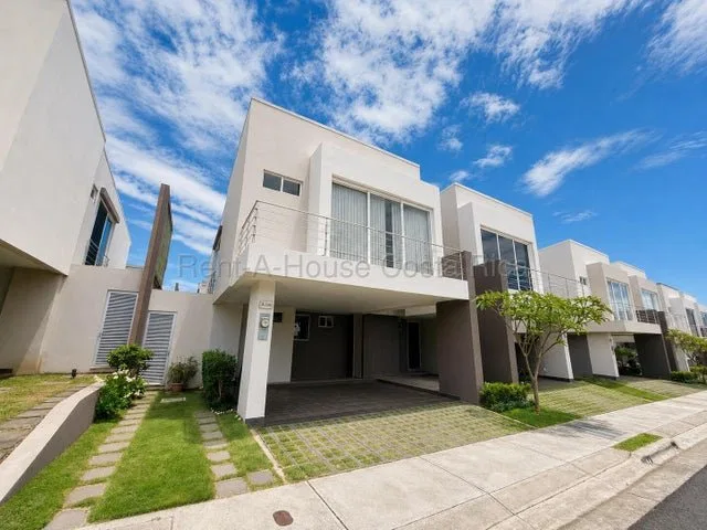 Alquiler de Casa AMUEBLADA en Belén-La Ribera, Heredia. RAH 27-463 - Alquiler / Renta en Belén