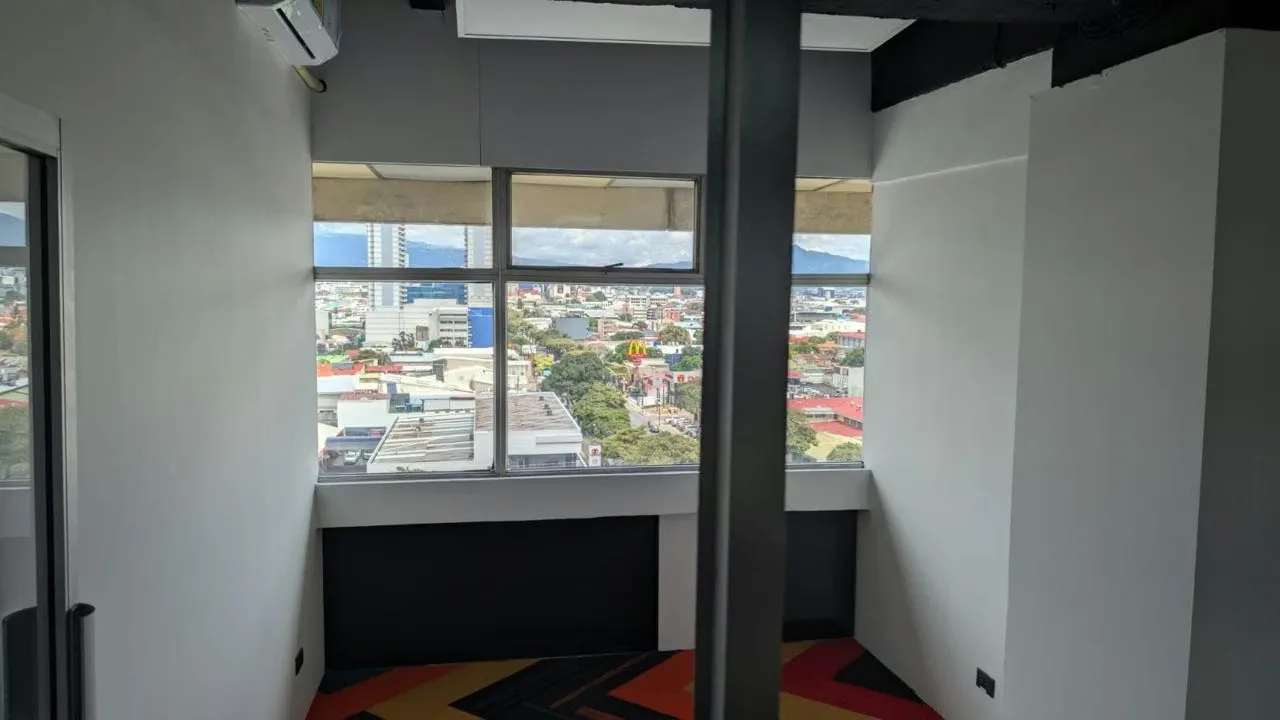La ubicación de su empresa es parte de su éxito. Le presentamos tres excelentes opciones de oficinas, ideales para quienes buscan establecer o expandir sus operaciones en una de las ..., photo 9