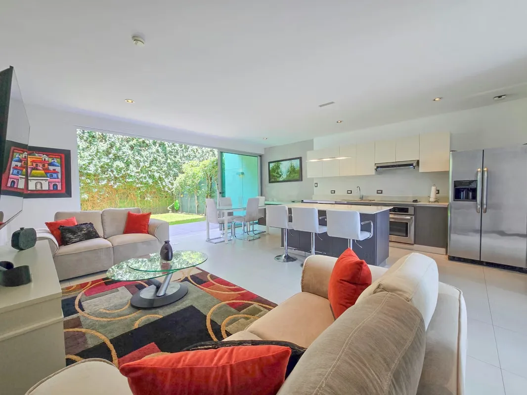 Enjoy upscale living in the heart of Lindora, Santa Ana, one of Costa Rica’s most desirable residential and business districts. This ...