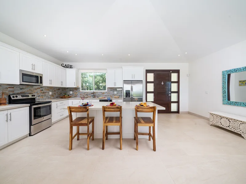 3 Bed Single Family Homes For Sale in Playa Grande, photo 8