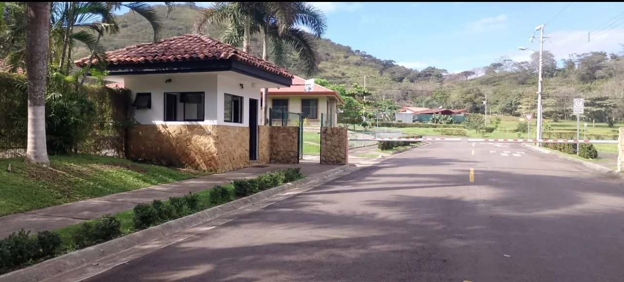 Lot for sale in Valle Escondido, San Pablo de Turrubares, photo 11
