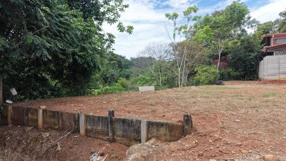 SE VENDE TERRENO LISTO PARA CONSTRUIR CON AGUA PROPIA Y EXCELENTE UBICACION - Venta en Daniel Flores, photo 6