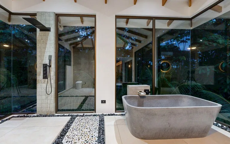 Cinco Ventanas: Modern Tropical Retreat with Private Pool and Jungle, photo 22