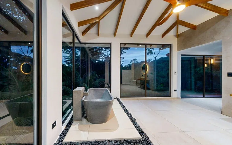 Cinco Ventanas: Modern Tropical Retreat with Private Pool and Jungle, photo 23