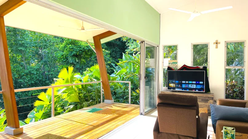 PROPERTY WITH TWO BEDROOMS AND PERSONAL CREEK ACCESS, IN OJOCHAL – 0.43 ACRES, photo 7