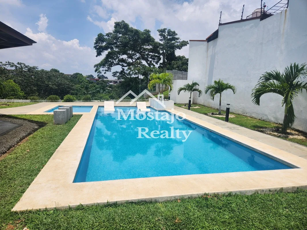 Venta de lotes en Condominio las Veredas en Alajuelita, San José, Remate
