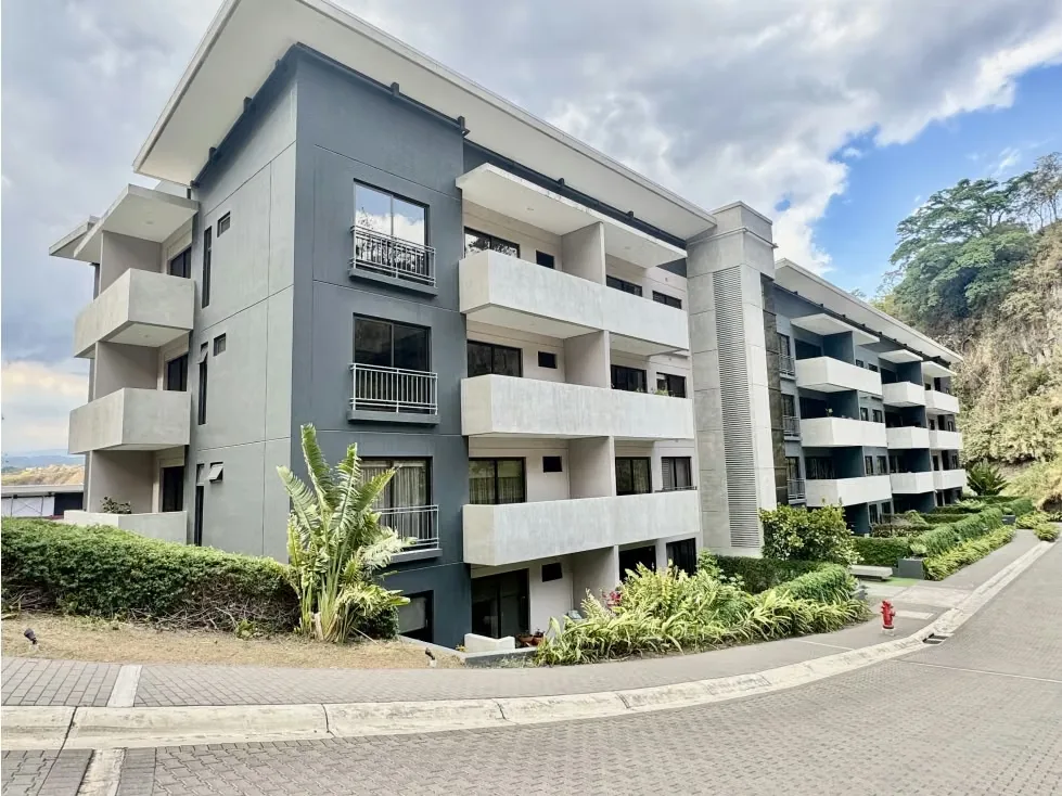 Apartamento en Guachipelín Norte: Es el lugar ideal para vivir y lograr un bienestar integral es éste hermoso apartamento: Cuenta con habitación principal, espacio flex, sala, ...