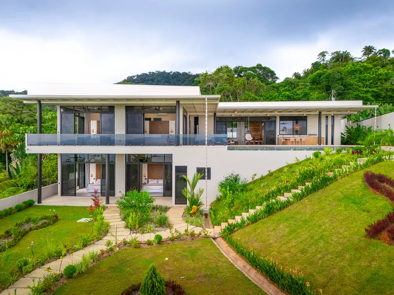 4 Bed Single Family Homes For Sale in Uvita, photo 5