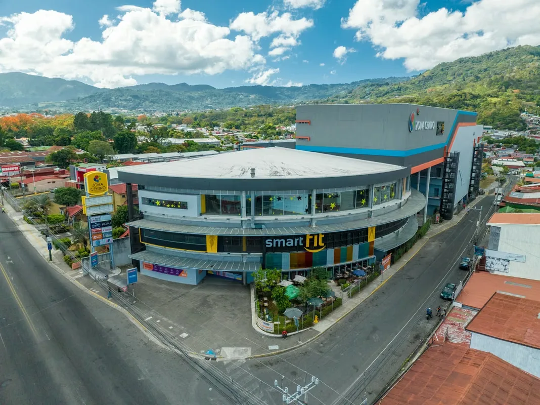 Mall Zona Centro, located in San Rafael Arriba de Desamparados. Strategic location in high-transit area of people., photo 12