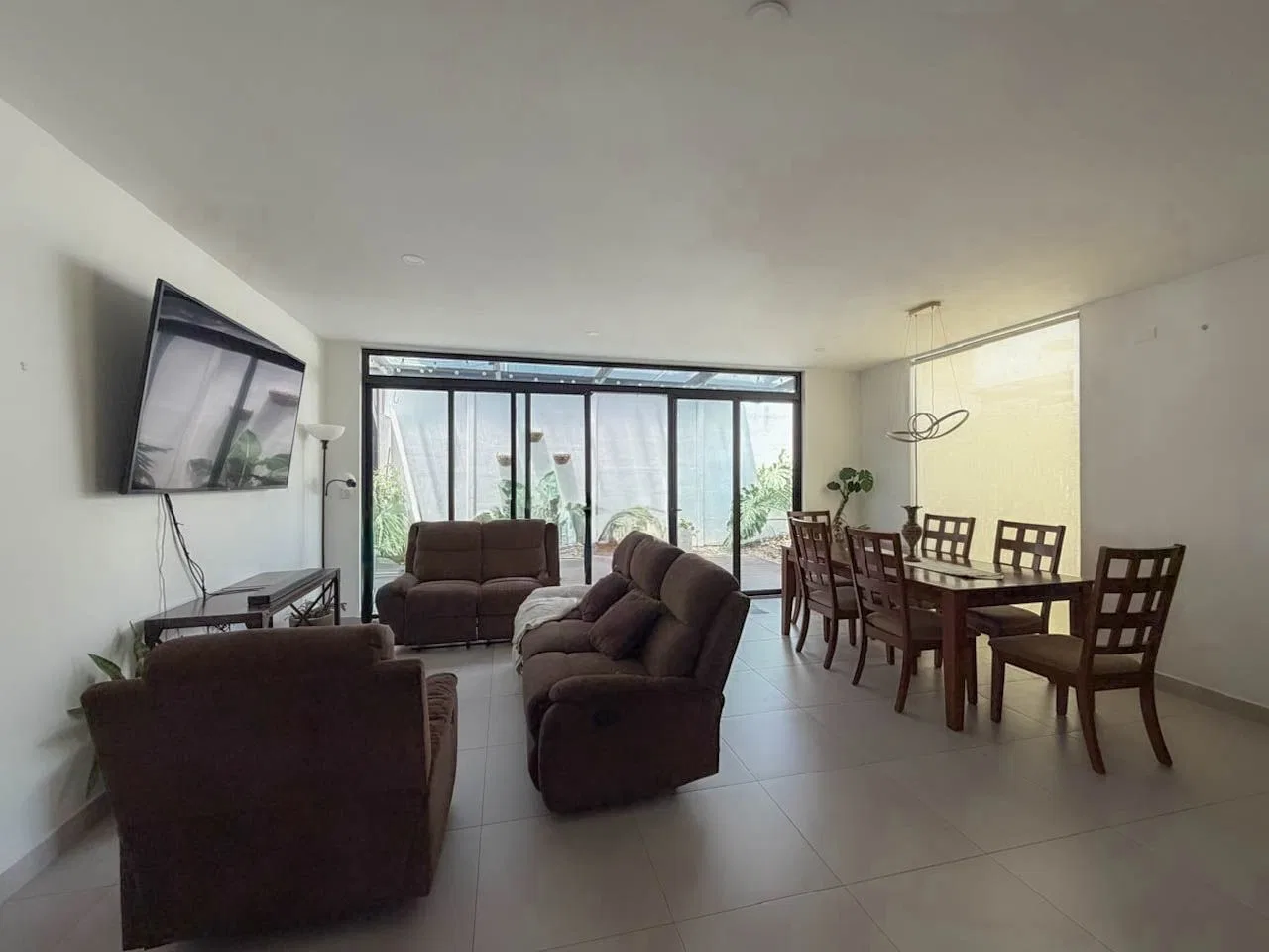 CASA EN ALQUILER EN CONDOMINIO SANTA ANA BOULEVARD, photo 2