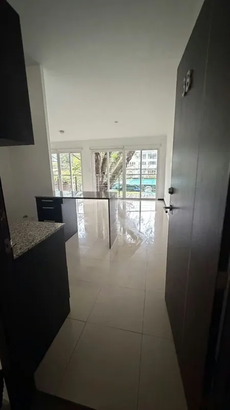 Apartamento para alquilar en tercer piso, el apartamento mide 75 metros cuadrados, dos parqueos,tenia dos habitaciones pro se quito una para que quede la sala mas amplia,tiene bodega ..., photo 3