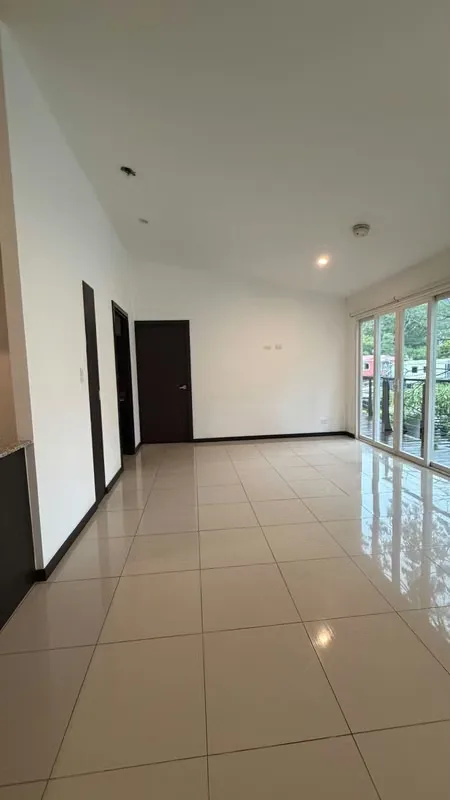Apartamento para alquilar en tercer piso, el apartamento mide 75 metros cuadrados, dos parqueos,tenia dos habitaciones pro se quito una para que quede la sala mas amplia,tiene bodega ..., photo 9