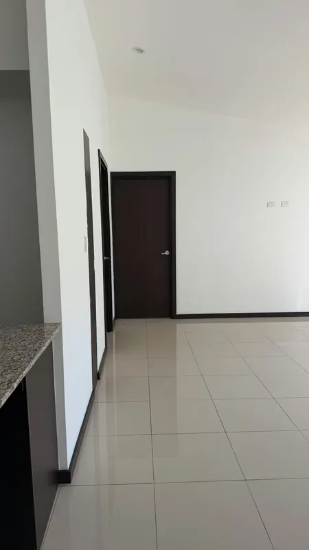 Apartamento para alquilar en tercer piso, el apartamento mide 75 metros cuadrados, dos parqueos,tenia dos habitaciones pro se quito una para que quede la sala mas amplia,tiene bodega ..., photo 10
