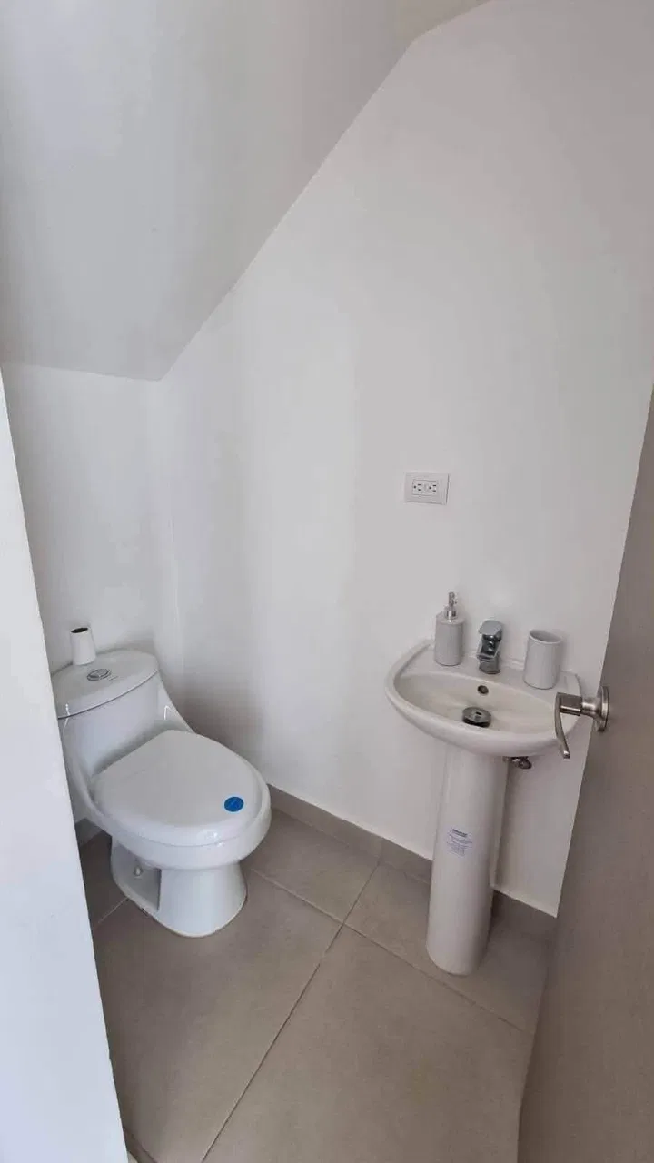 Alquiler de Casa Amoblada en Condominio Vistas Santa Ana, photo 7