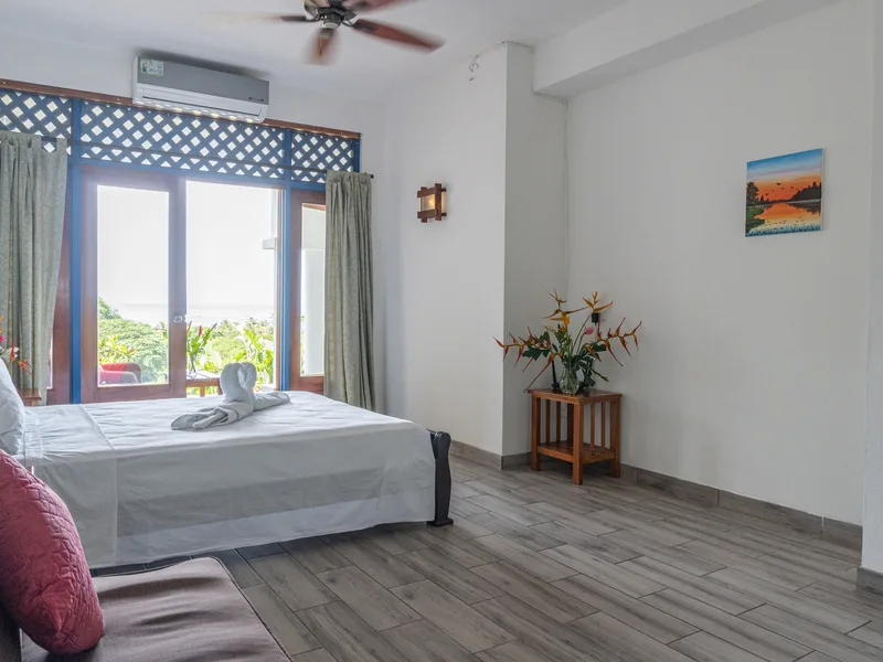 2 Bed Condo For Sale in Samara, photo 13