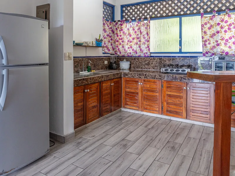 2 Bed Condo For Sale in Samara, photo 5