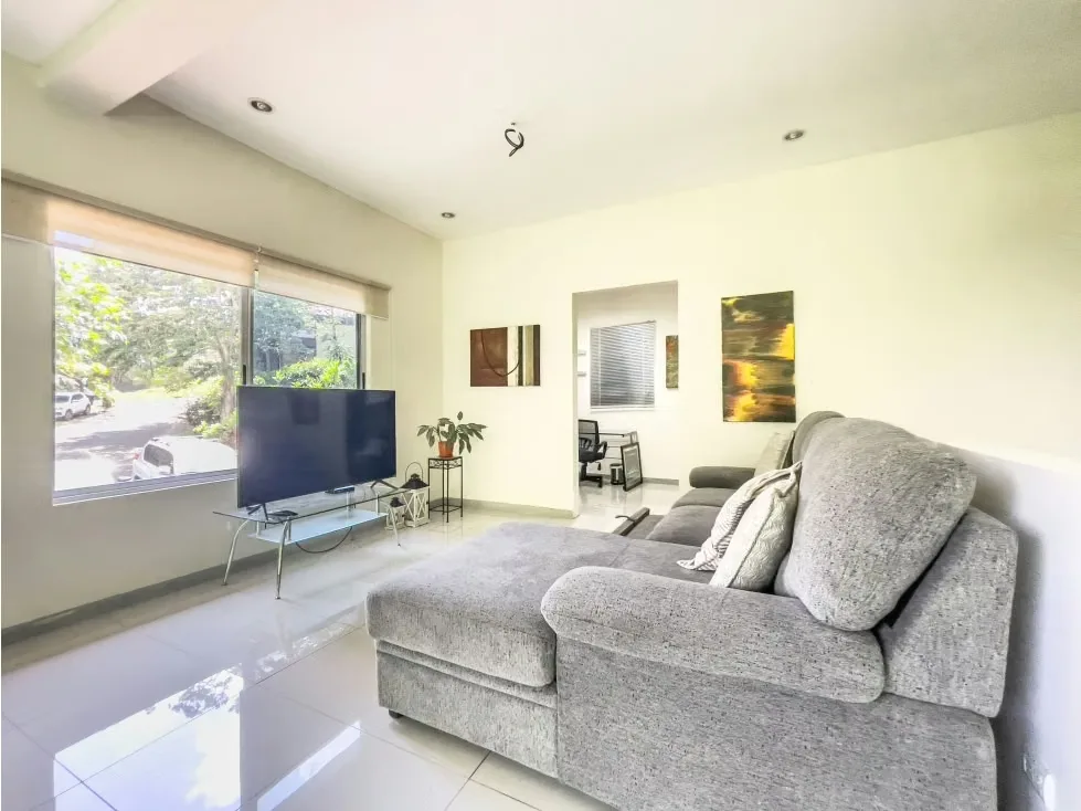 Moderna y Amplia casa en Venta, photo 12