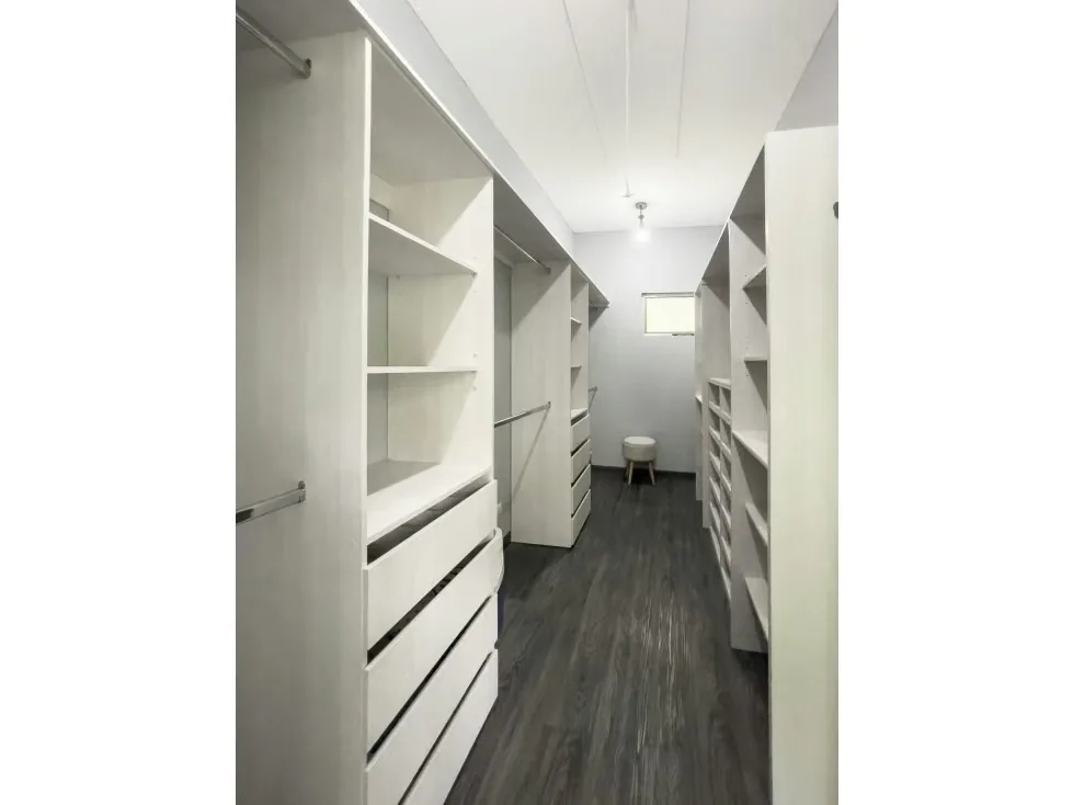 Moderna y Amplia casa en Venta, photo 16