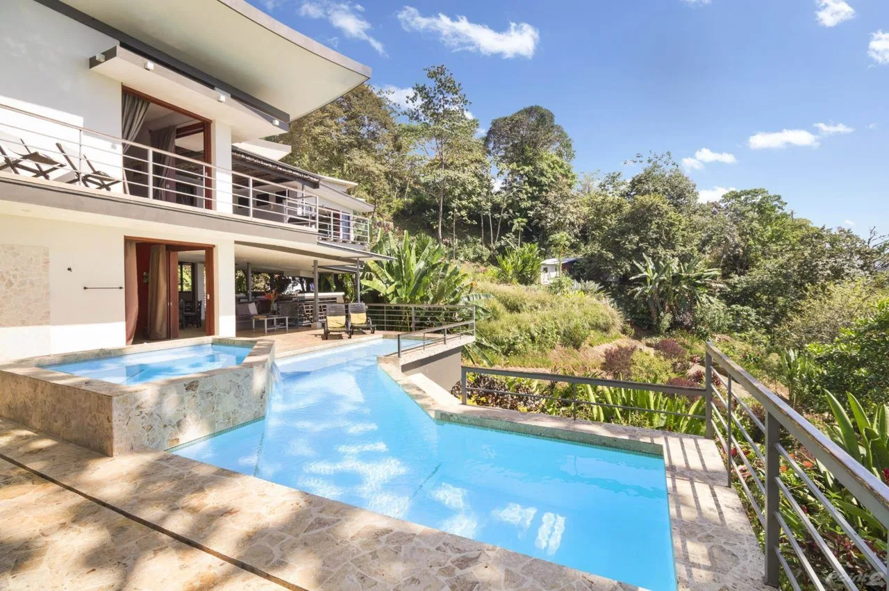 PROPERTY WITH OCEAN VIEWS NEAR TO EVERYTHING, IN JARDINES DEL MORETE UVITA – 0.34 ACRES, photo 3