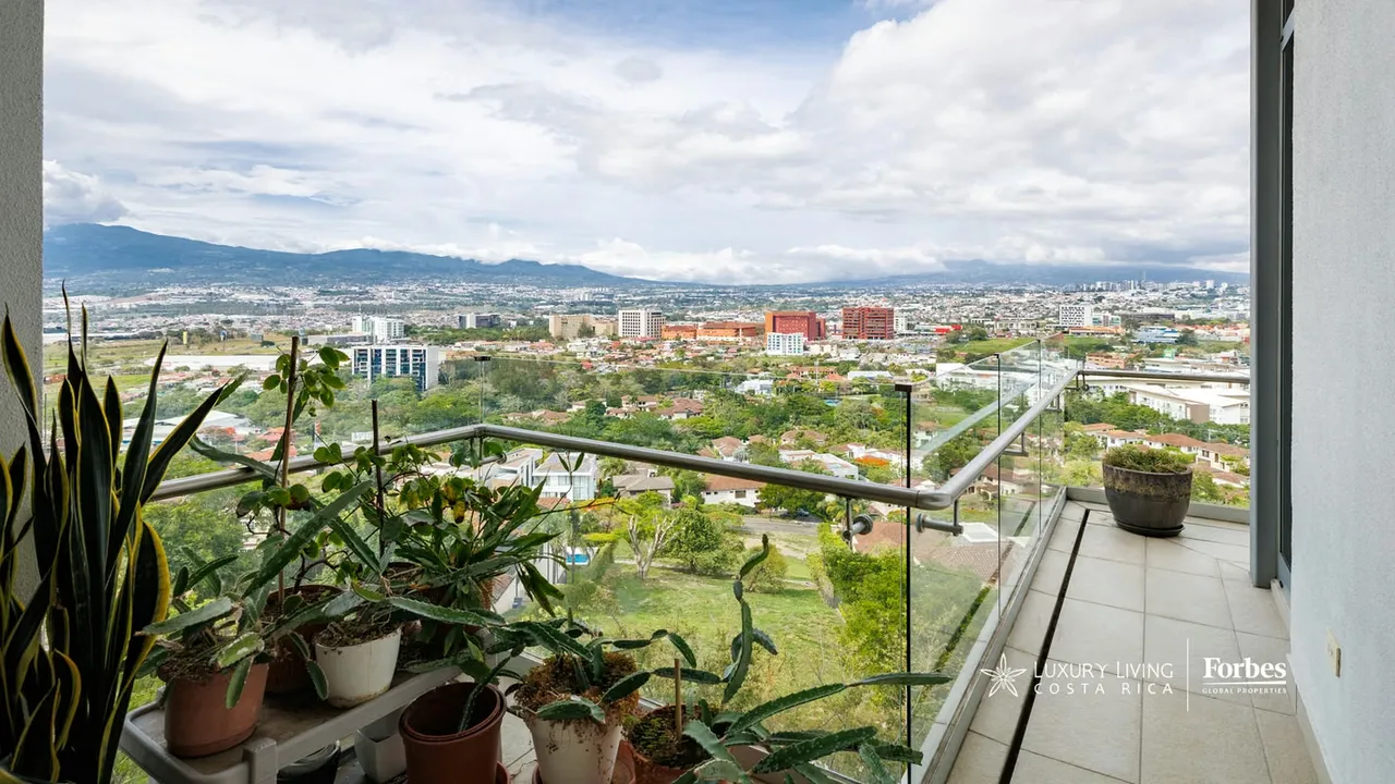 21453 - Contemporary Apartment, 2 bedrooms + maid's quarters for sale, photo 13