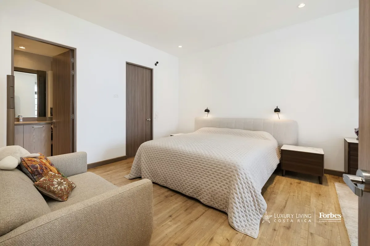 21453 - Contemporary Apartment, 2 bedrooms + maid's quarters for sale, photo 16