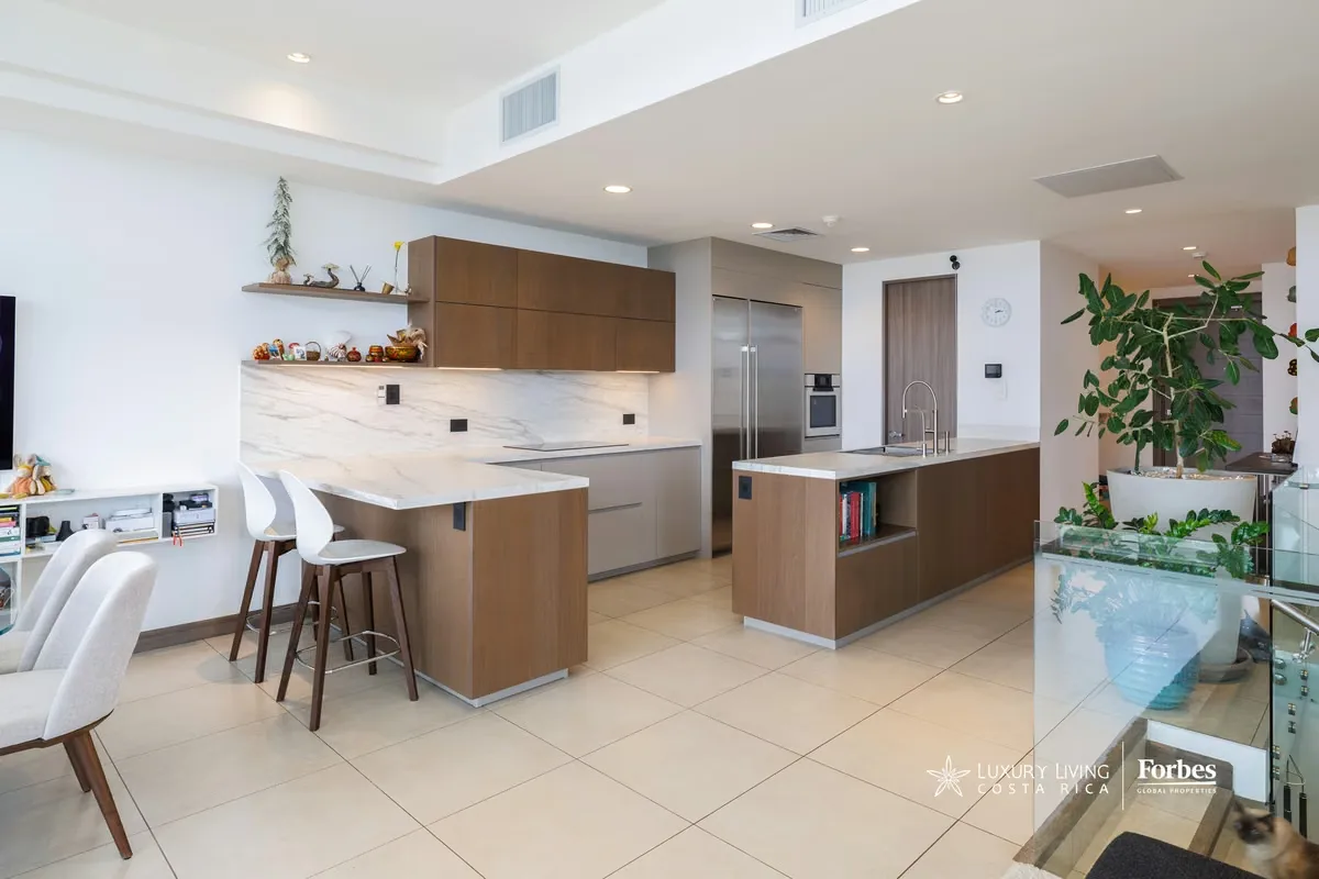 21453 - Contemporary Apartment, 2 bedrooms + maid's quarters for sale, photo 4