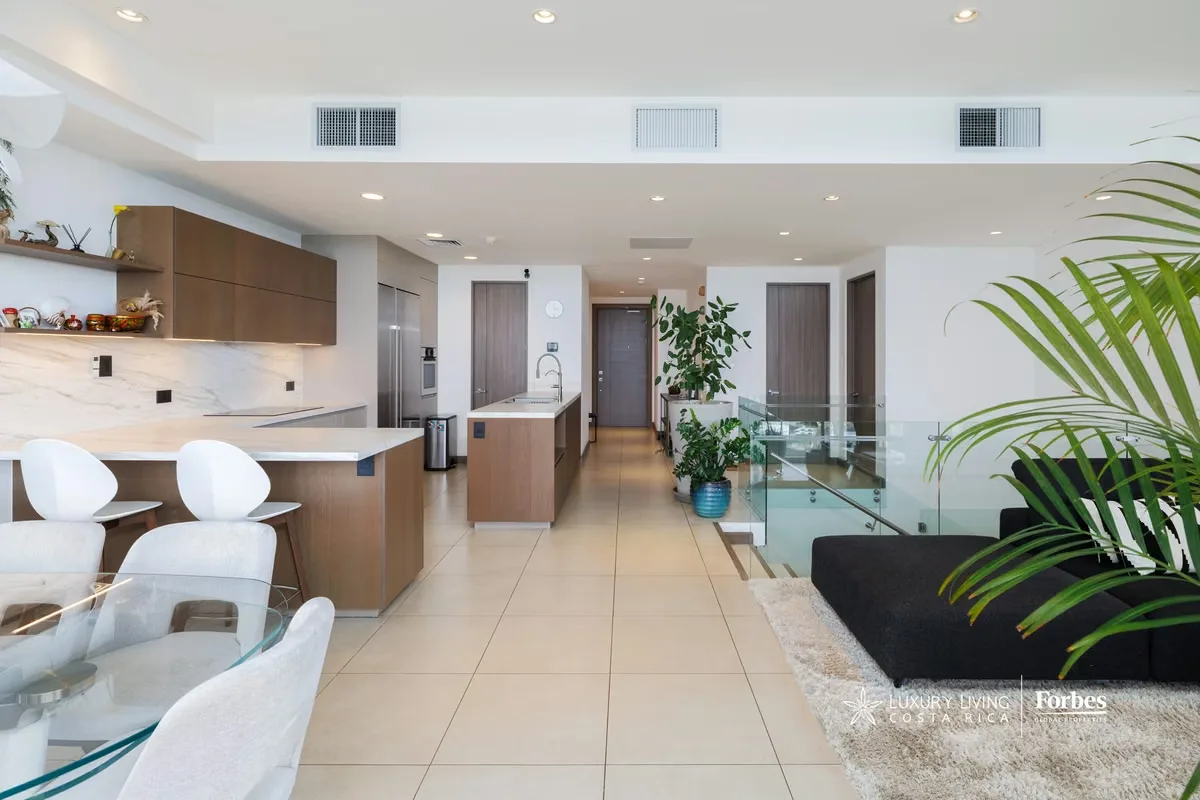 21453 - Contemporary Apartment, 2 bedrooms + maid's quarters for sale, photo 5