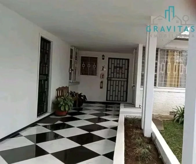 Se vende edificio con 6 apartamentos ubicado a 75 m de la Calle Principal de San Pedro de Montes de Oca. Ideal para comercio, vivienda o inversión., photo 2