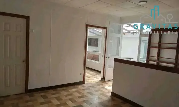 Se vende edificio con 6 apartamentos ubicado a 75 m de la Calle Principal de San Pedro de Montes de Oca. Ideal para comercio, vivienda o inversión., photo 5
