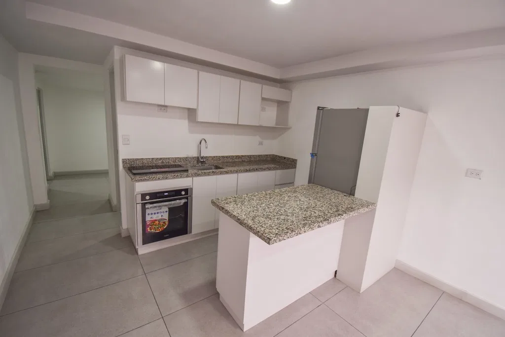 Apartamento con Línea Blanca de 1 Habitación en Barrio Escalante