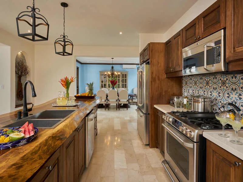 5 Bed Single Family Homes For Sale in Playa Danta, photo 8