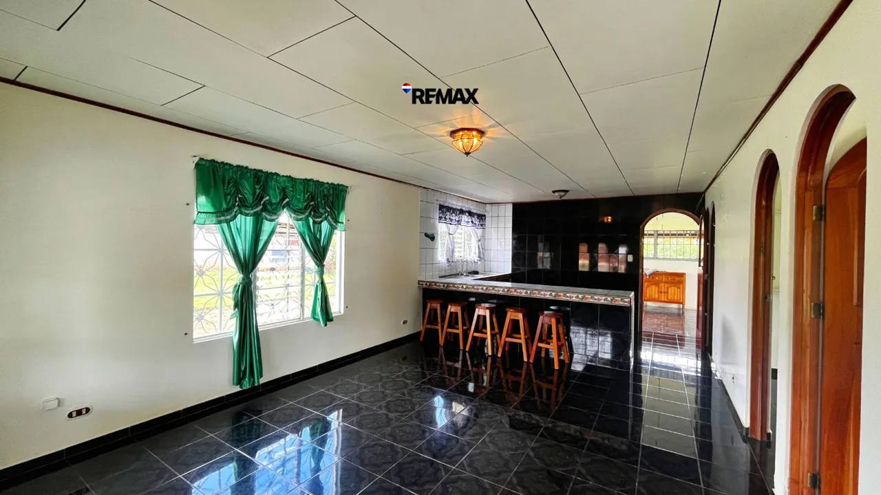 Flat 1,000 m² Lot with House for Sale – Pueblo Nuevo de Cajón, photo 7