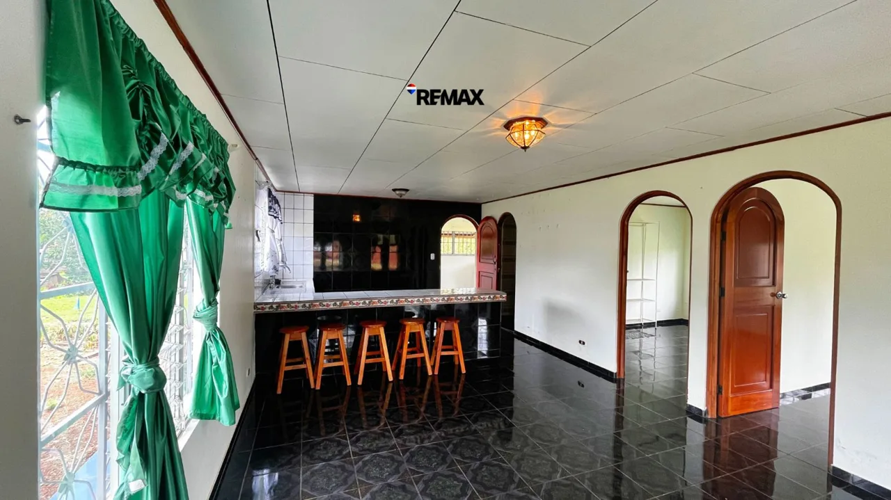 Flat 1,000 m² Lot with House for Sale – Pueblo Nuevo de Cajón, photo 8