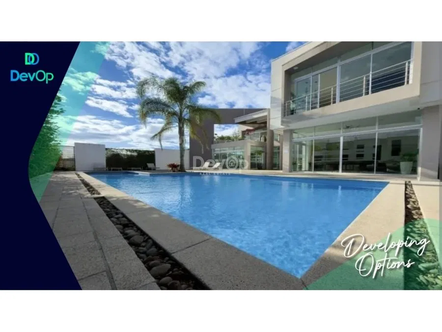 Venta de hermosa casa en condominio Latitud 222, Mercedes heredia
