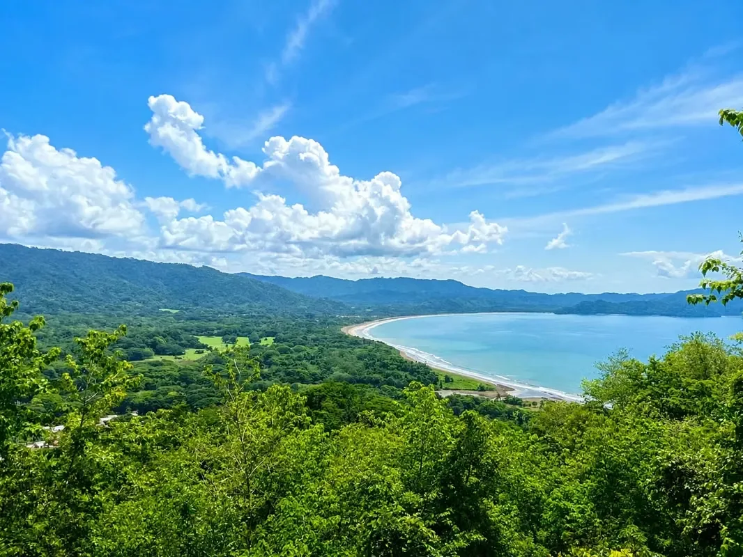 Build your dream home or investment property in one of Costa Rica's most breathtaking settings.