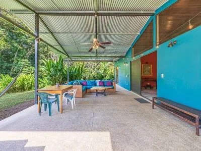 Refugio tropical: 7 acres de terreno aislado a orillas del río con una casa de 3 dormitorios, photo 6